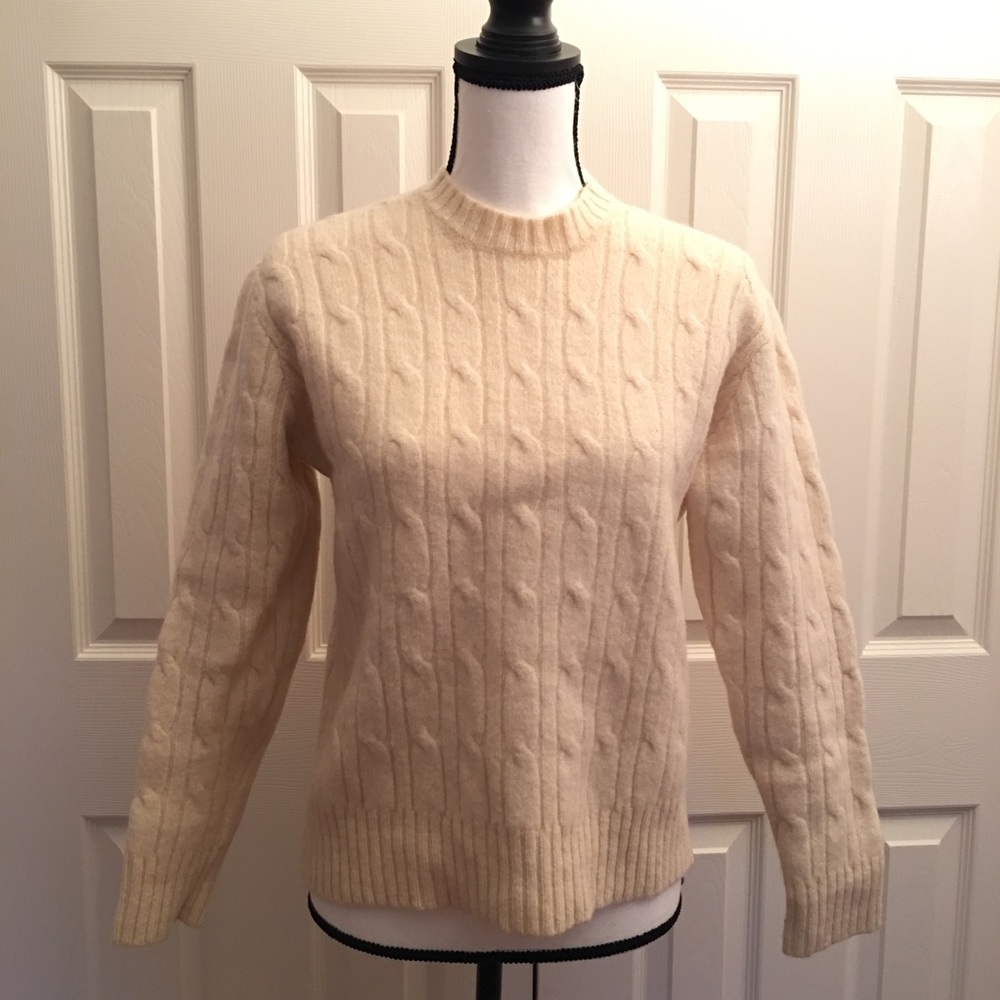Crystal wool cable knit white beige heavy sweater
